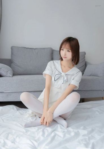 和教练在车里干了我三次